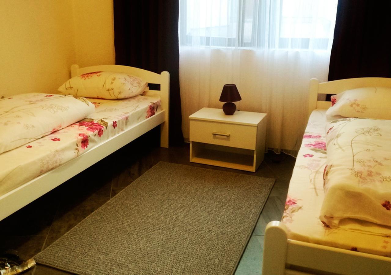 Apartman Amelaa Kulen Vakuf Εξωτερικό φωτογραφία